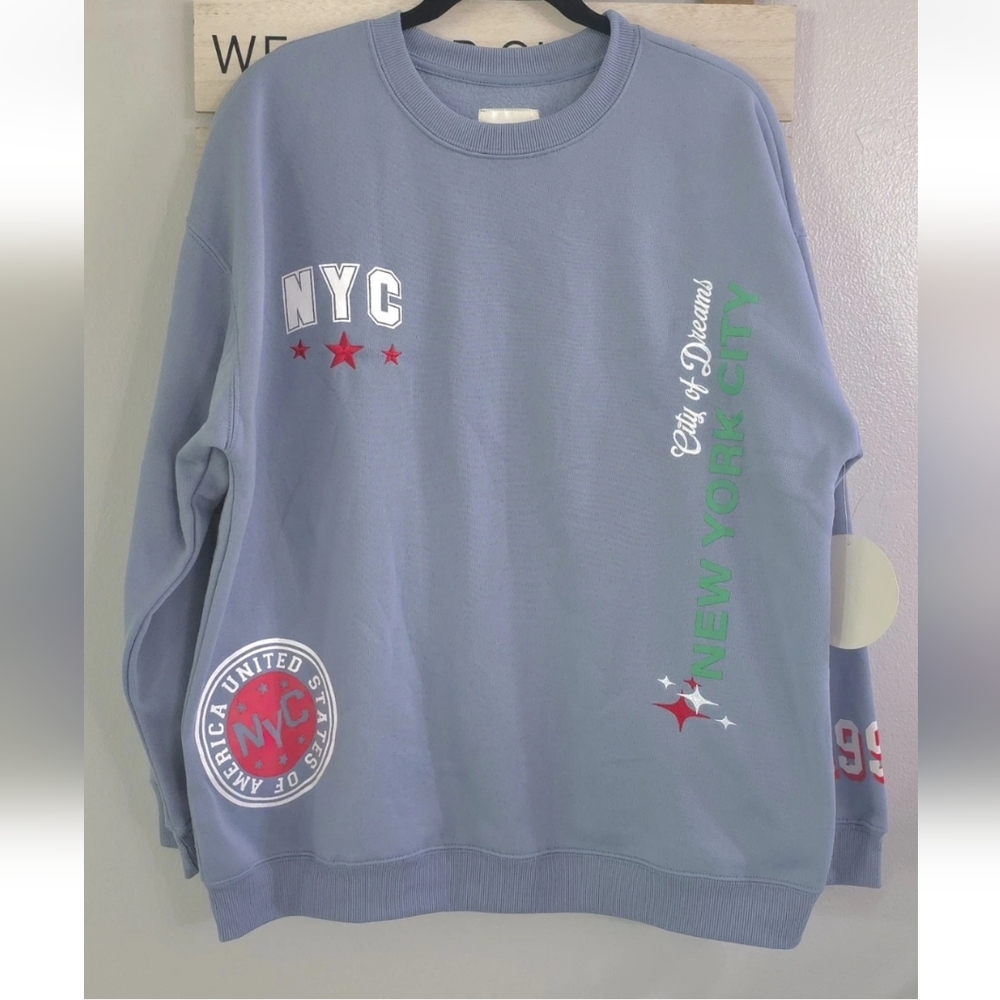 No Comment Graphic Tee sweater new york crewneck Size L(2)  Color‎ Light Blue